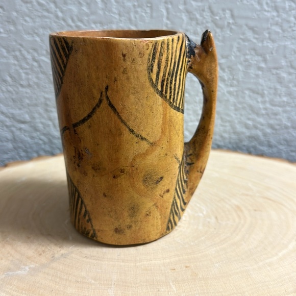 Vintage Solid Hand carved Zebra Wood Mug New made in Kenya Excellent condition - Picture 5 of 9